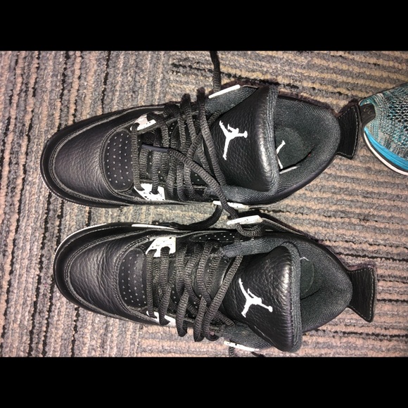Air Jordan Oreo 4s - Picture 2 of 5